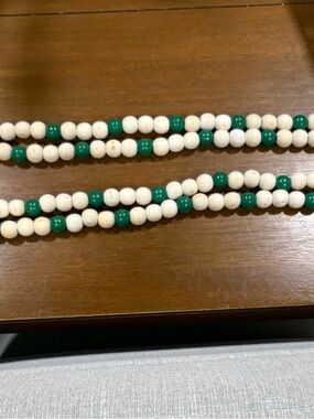 White and Green Beaded garland Strand